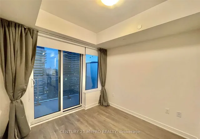 Additional image 7 of 195 Redpath Ave Unit 3107