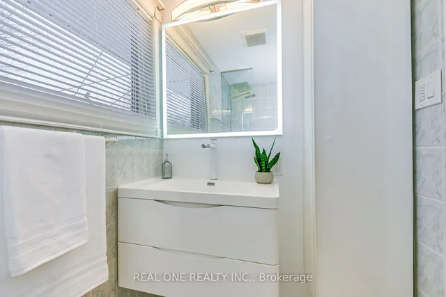 Additional image 25 of 269 Kenwood Ave