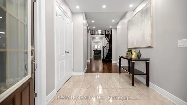 Additional image 3 of 23 Louisburg Cres