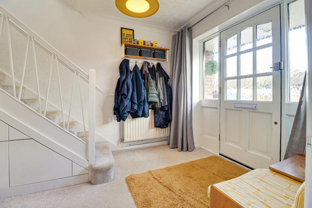 Additional image 10 of Springfield Crescent, Harpenden, Hertfordshire, AL5