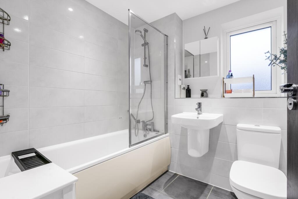 Additional image 11 of Princes Avenue, Welwyn Garden City, Hertfordshire, AL7