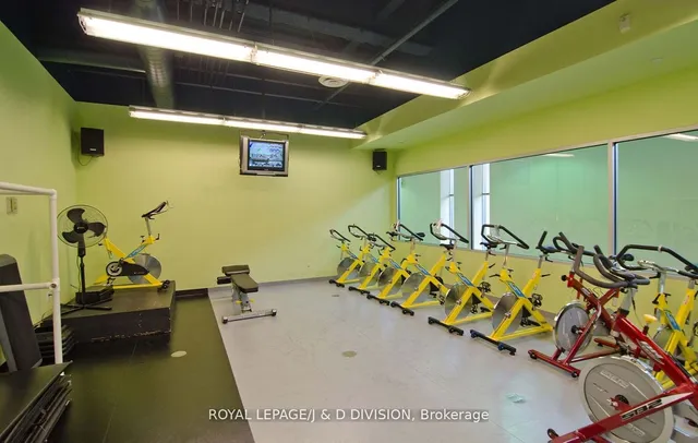 Additional image 40 of 35 Mariner Terr Unit 3702