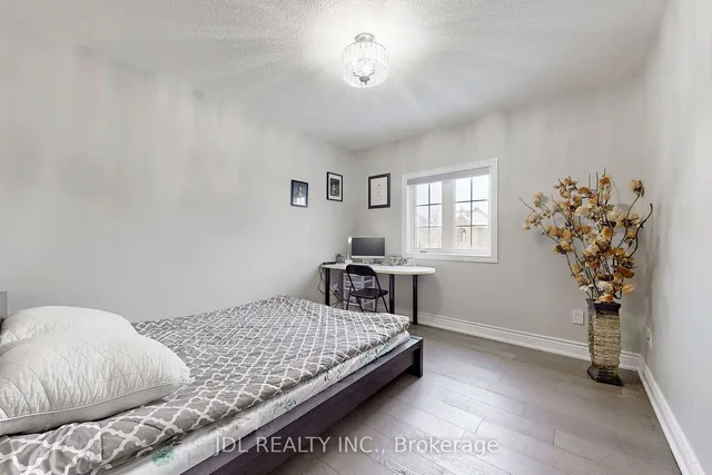 Additional image 23 of 2020 Quinte St