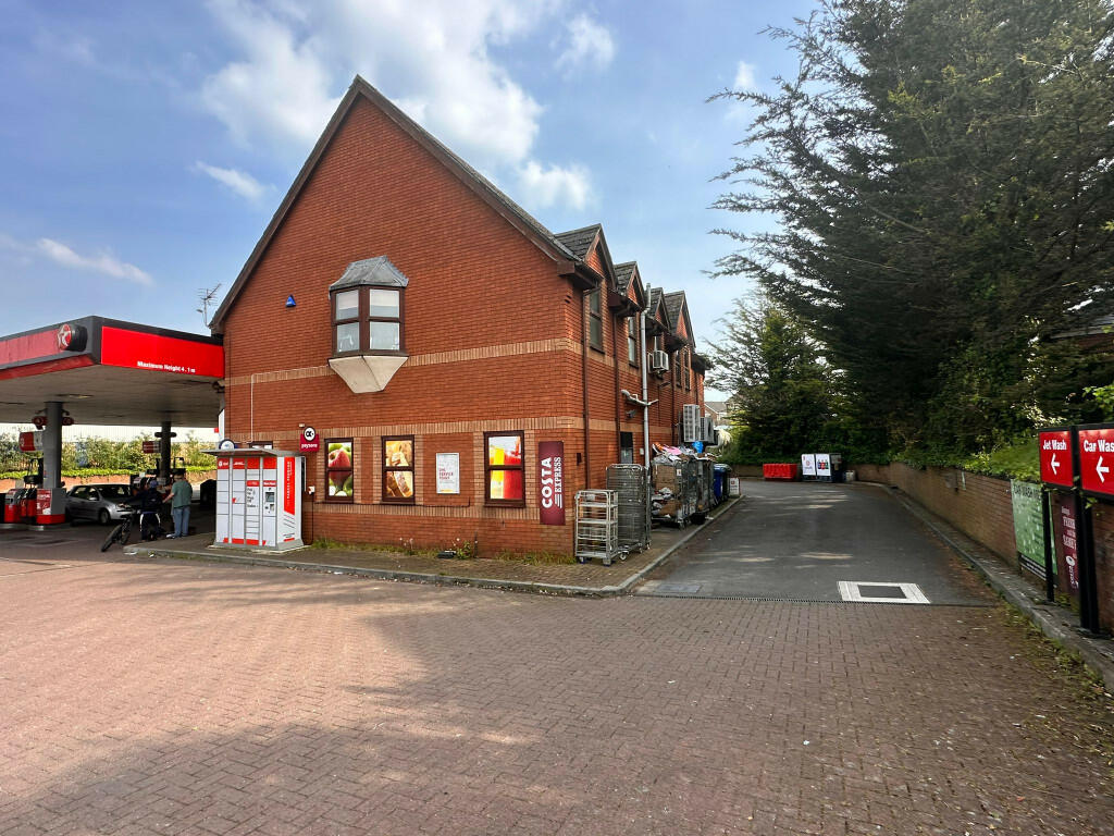 Additional image 3 of Texaco, Portway, Frome, Somerset, BA11