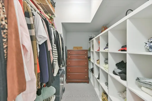 Additional image 20 of 130 Carlton St Unit 810