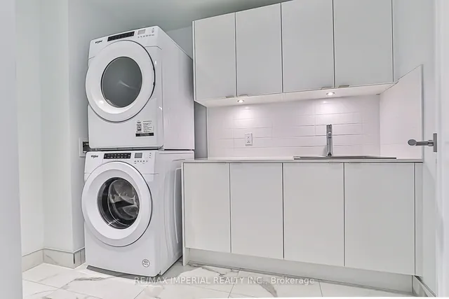 Additional image 23 of 455 Wellington St Unit 910