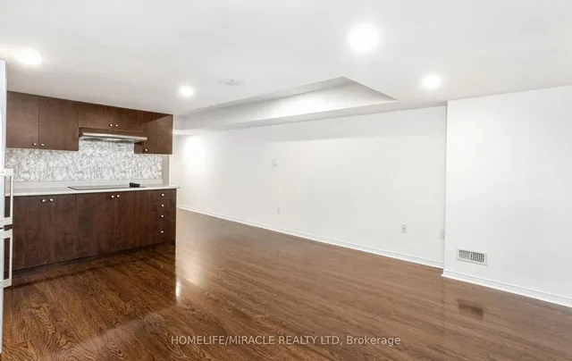 Additional image 33 of 30 Golden Springs Dr