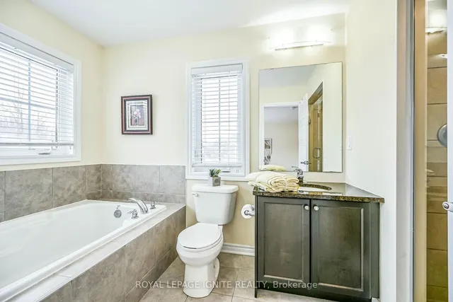 Additional image 34 of 20 Queen Mary Blvd