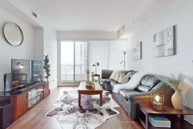 Additional image 2 of 115 Mcmahon Dr Unit 2711