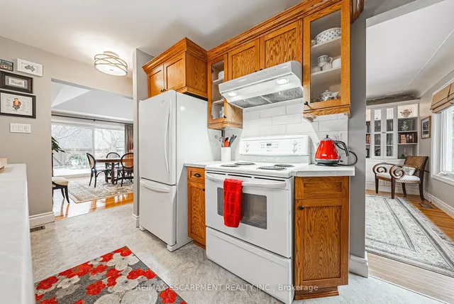 Additional image 13 of 61 Home St