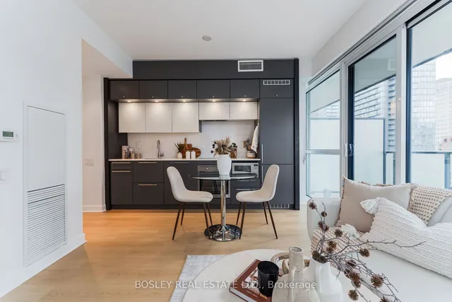 Additional image 8 of 15 Grenville St Unit 1206