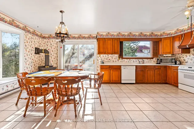 Additional image 11 of 138 Perry Cres