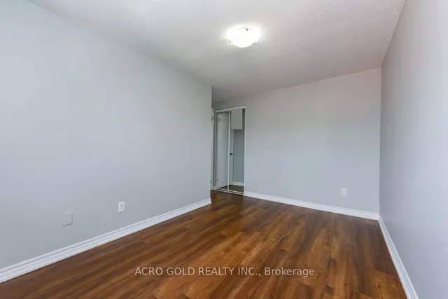 Additional image 23 of 19 Hoskins Sq