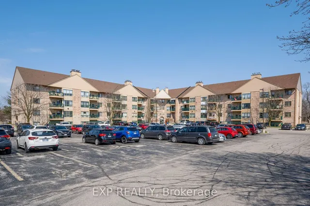 15 Hofstetter Ave Unit 404