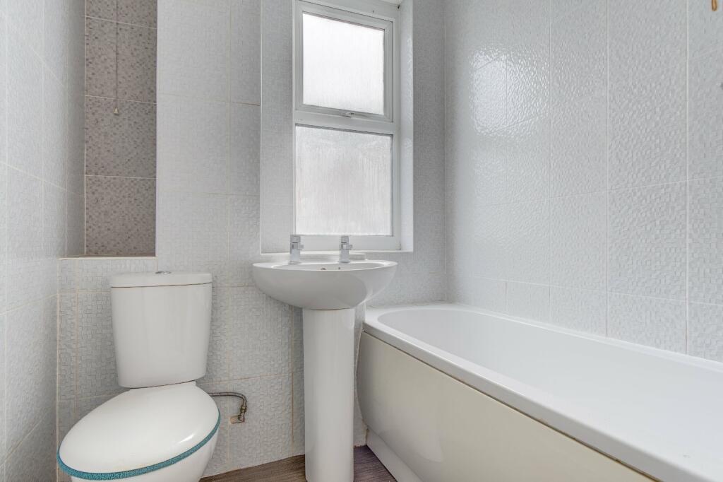 Additional image 6 of Oakly Road, Southcrest, Redditch, Worcestershire, B97