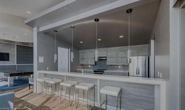 Additional image 21 of 2081 Fairview St Unit 2005