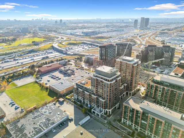 Additional image 39 of 31 Tippett Rd Unit 312