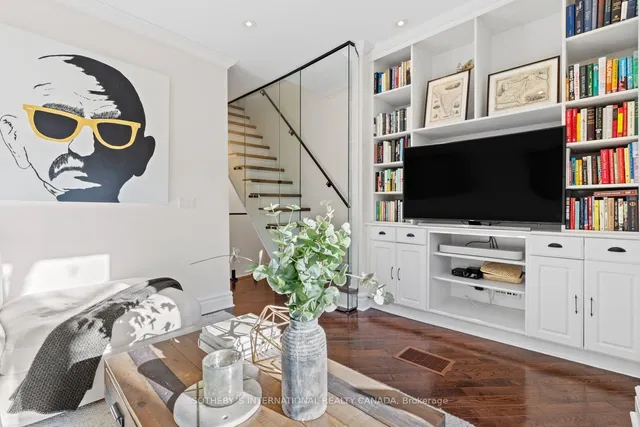 Additional image 30 of 184 Macpherson Ave