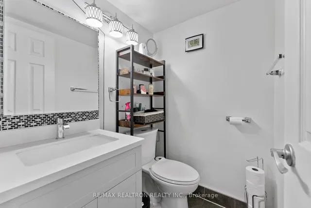 Additional image 23 of 1 Massey Sq Unit 1110