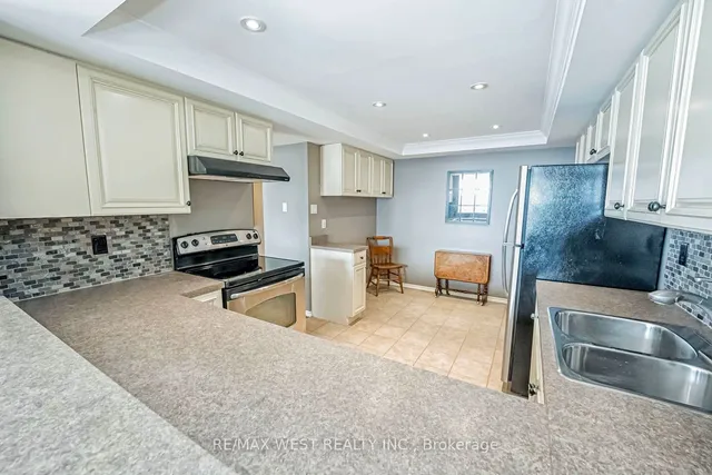 Additional image 22 of 320 Mill St Unit 606