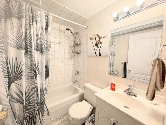 Additional image 32 of 425 Hansen Rd