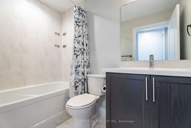 Additional image 24 of 1 Redfern Ave Unit 329