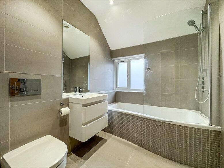 Additional image 7 of Luton Road, Harpenden, AL5