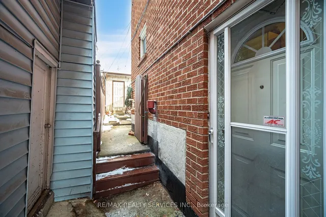 Additional image 28 of 171 Montrose Ave