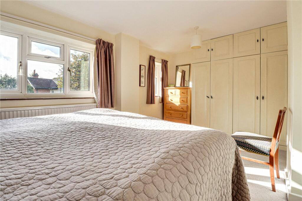 Additional image 10 of Bloomfield Road, Harpenden, Hertfordshire, AL5