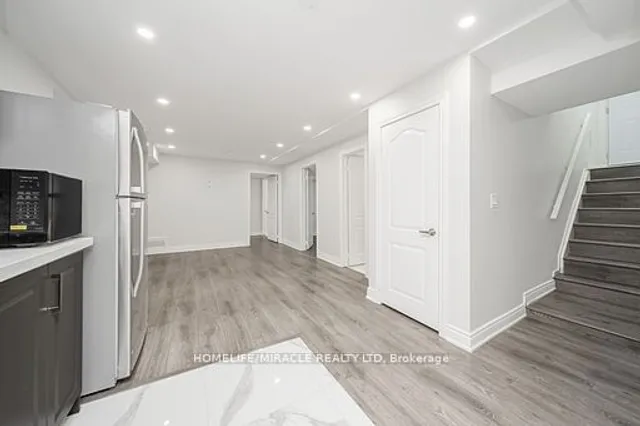 Additional image 21 of 26 National Cres