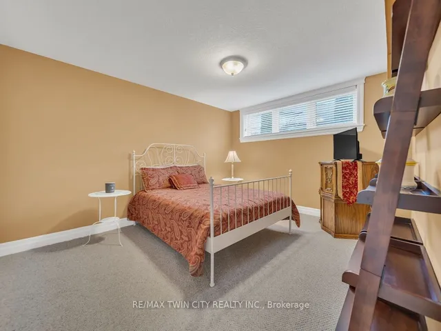 Additional image 31 of 26 Paddock Crt