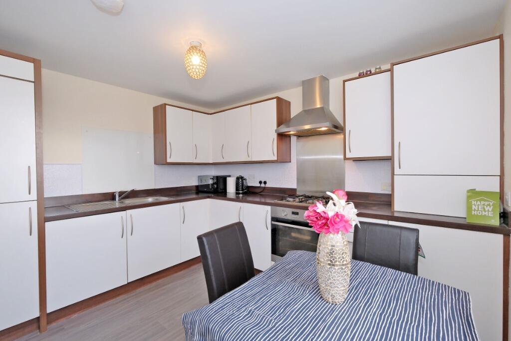 Additional image 5 of Urquhart court