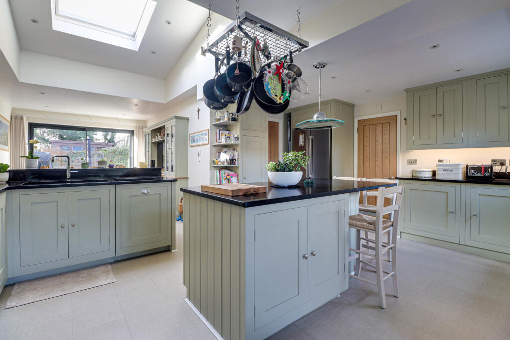 Additional image 3 of Armstrong Close, London Colney, St. Albans, AL2