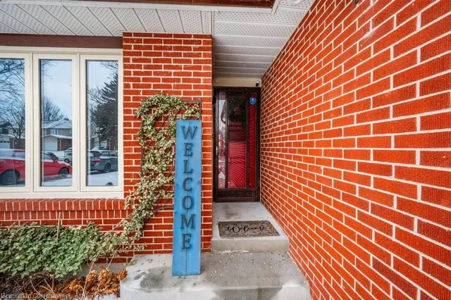 Additional image 2 of 139 Fanshawe Dr