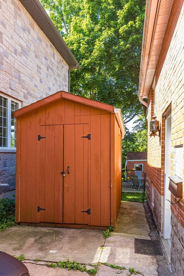 Additional image 32 of 62 Alma St