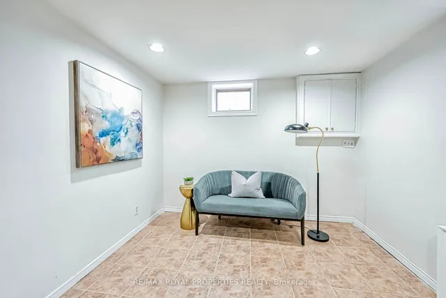 Additional image 30 of 18 Shoreview Dr