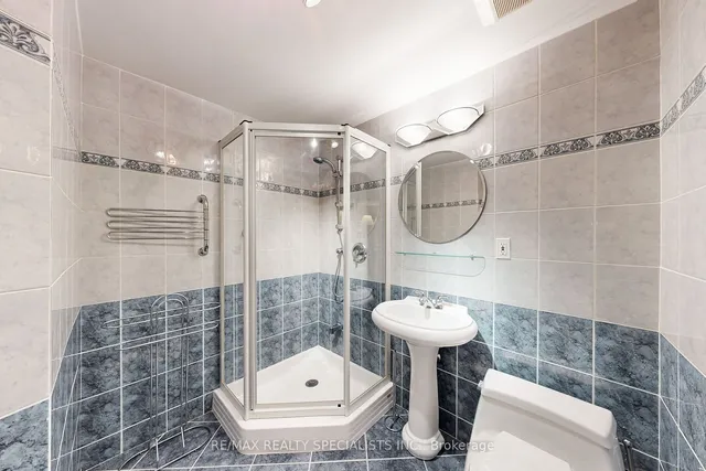 Additional image 35 of 39B Newington Cres