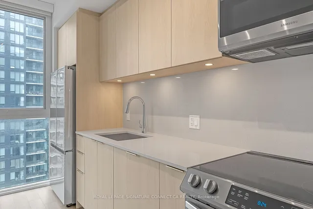 Additional image 15 of 357 King St Unit 3405