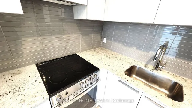 Additional image 14 of 501 Yonge St Unit 2704