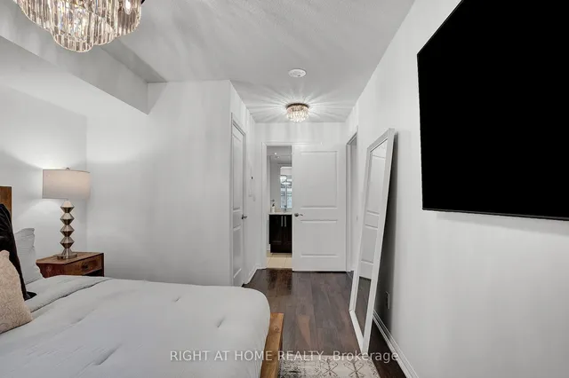 Additional image 32 of 35 Bastion St Unit 809