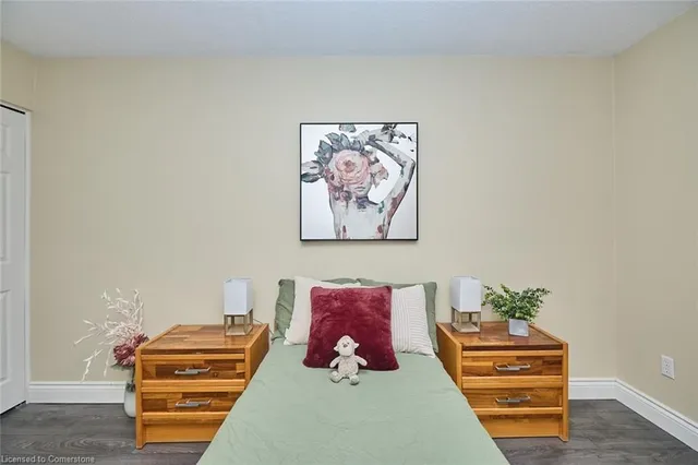 Additional image 21 of 23 Dynasty Ave Unit 4