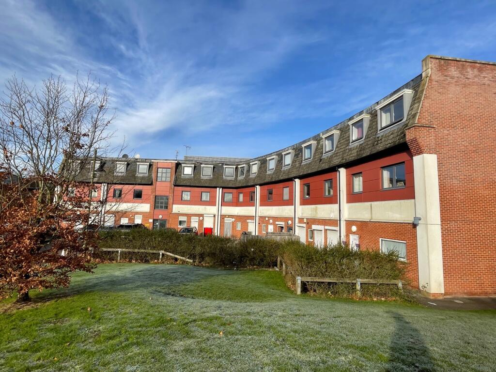 Additional image 13 of 17 Maizefield House, Moors Walk, Welwyn Garden City, Hertfordshire AL7 2BQ