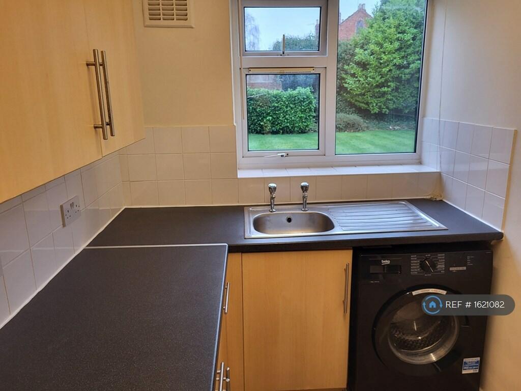 Additional image 5 of Oakley House, Bromsgrove, B60