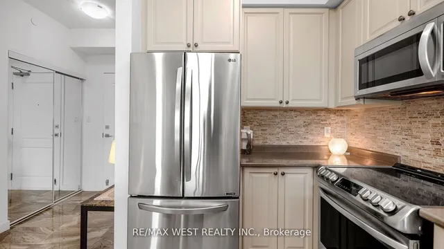 Additional image 20 of 101 Shoreview Pl Unit 131