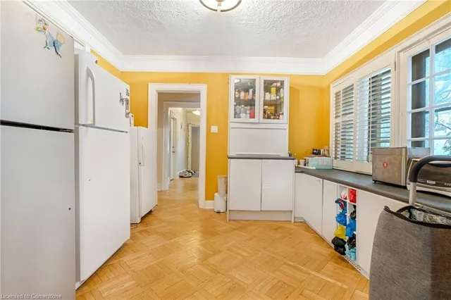 Additional image 14 of 4 Forsyth Ave