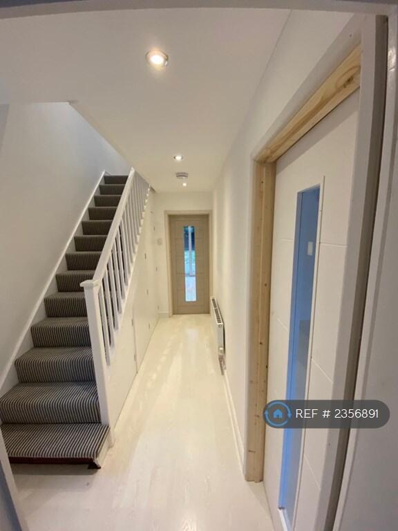 Additional image 25 of Frankholmes Drive, Solihull, B90