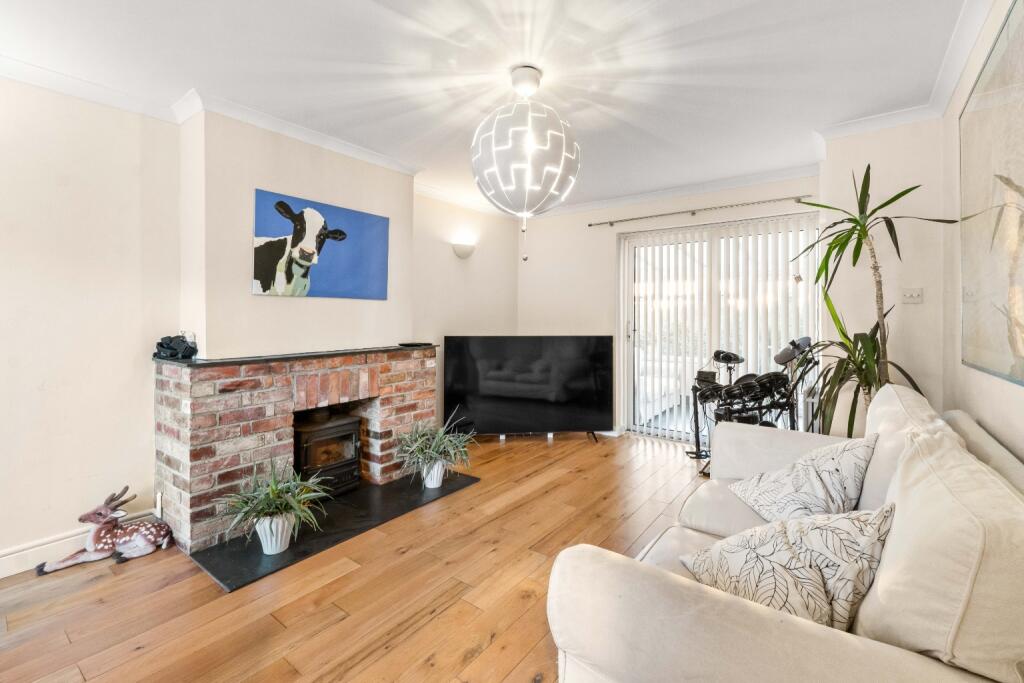 Additional image 2 of Victoria Park, Castle Cary, Somerset, BA7