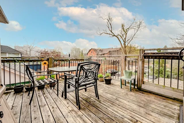 Additional image 24 of 492 Locust St