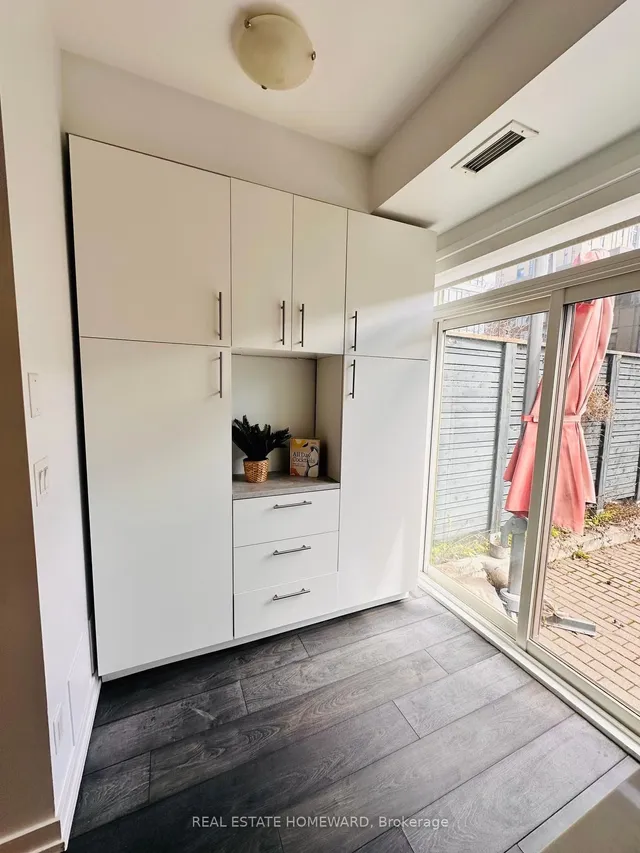 Additional image 13 of 17 St. Bartholomew St