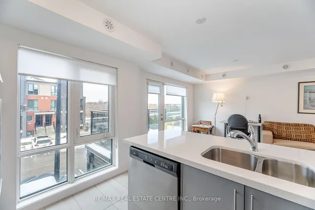 Additional image 19 of 155 Veterans Dr Unit 7